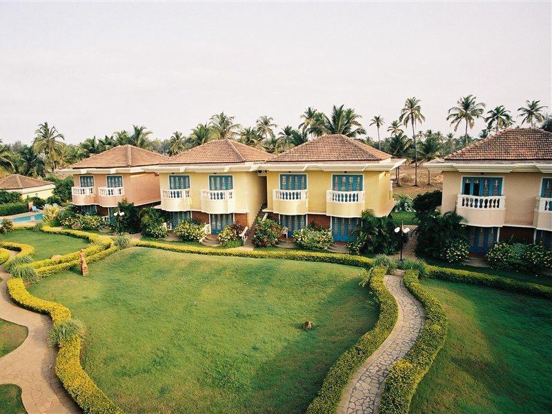 Coconut Grove Beach Resort Colva Εξωτερικό φωτογραφία