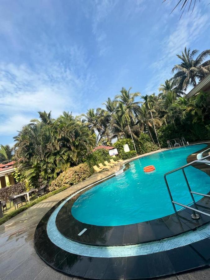 Coconut Grove Beach Resort Colva Εξωτερικό φωτογραφία