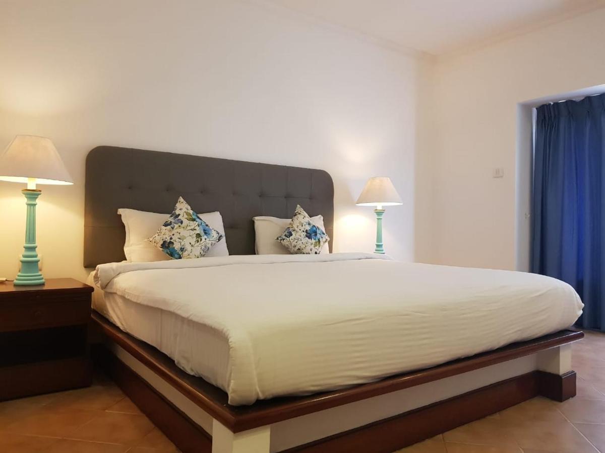 Coconut Grove Beach Resort Colva Εξωτερικό φωτογραφία