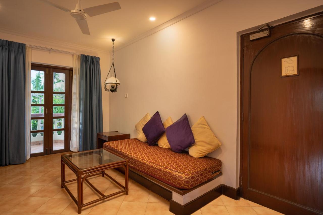 Coconut Grove Beach Resort Colva Εξωτερικό φωτογραφία