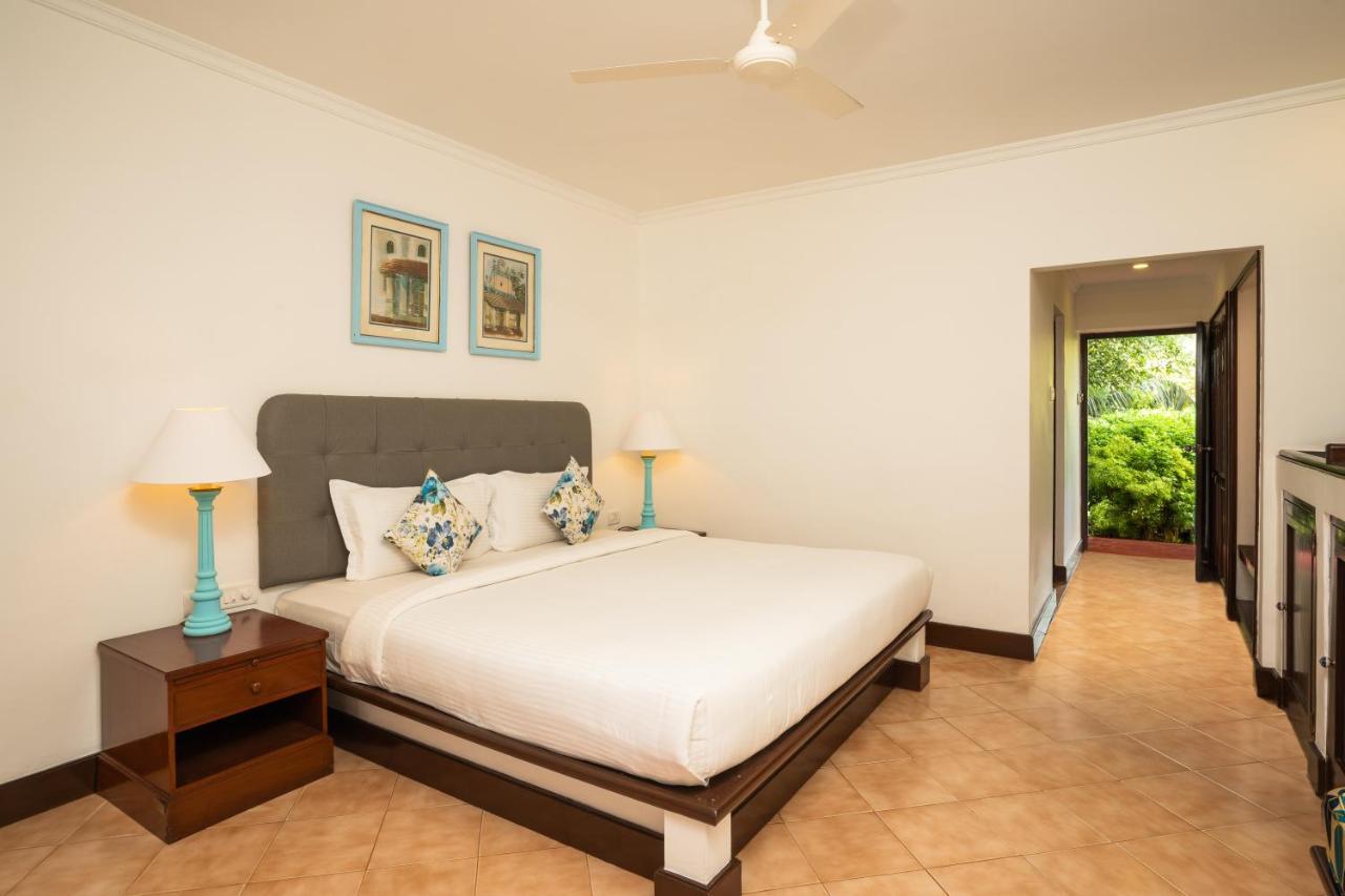 Coconut Grove Beach Resort Colva Εξωτερικό φωτογραφία