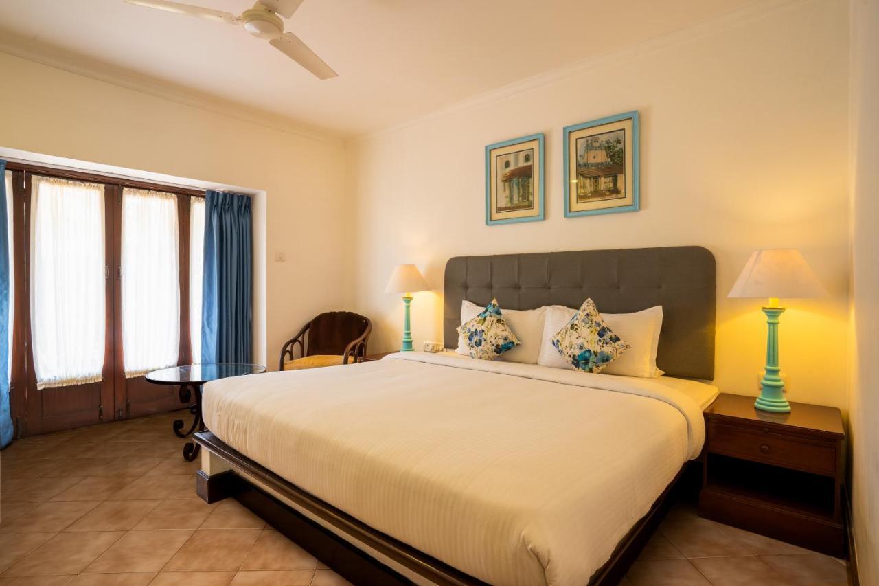 Coconut Grove Beach Resort Colva Εξωτερικό φωτογραφία
